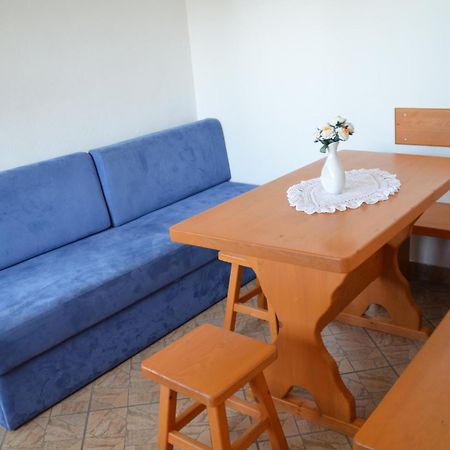 Apartmaji Srnca Церкно Екстериор снимка